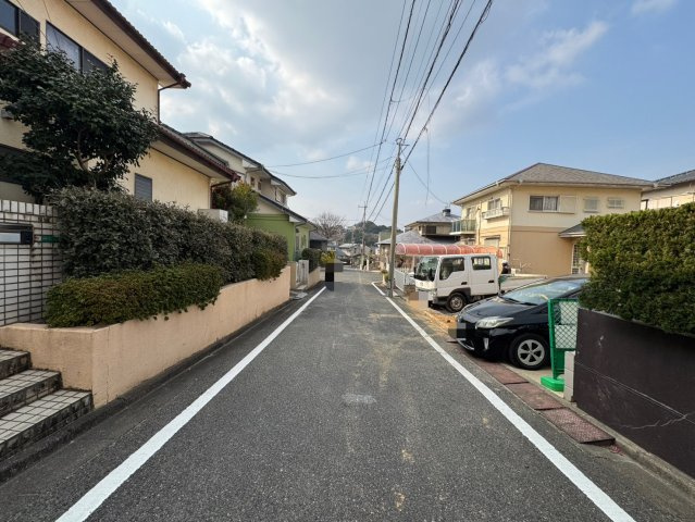 【前面道路含む現地写真】の画像