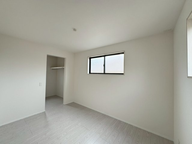 ーAdoble＋アドブルー小倉北区皿山町2期　【小倉北区　新築戸建て】の洋室|２階６帖洋室はWIC完備♪【小倉北区　新築戸建て】