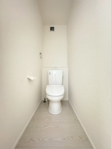 ーAdoble＋アドブルー小倉北区皿山町2期　【小倉北区　新築戸建て】のトイレ|2階にもトイレ完備で助かります♪【小倉北区　新築戸建て】