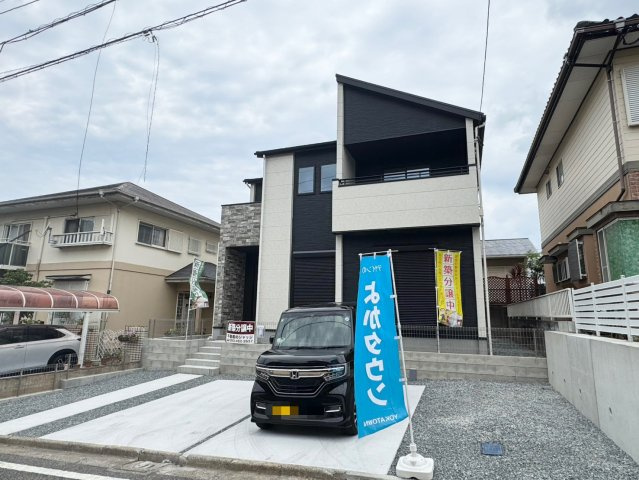 ーAdoble＋アドブルー小倉北区皿山町2期　【小倉北区　新築戸建て】の外観|シックな色合いの外観です【小倉北区　新築戸建て】