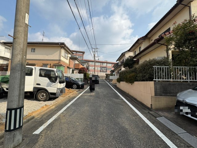 【前面道路含む現地写真】の画像
