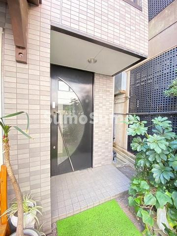エトレ甲風園の外観