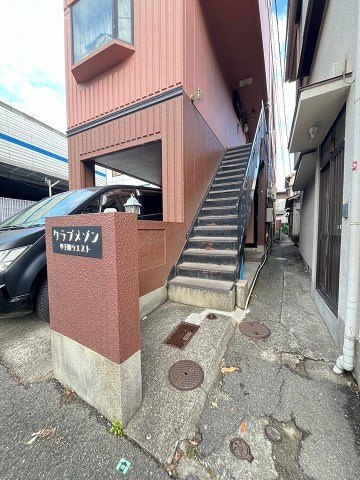 クラブメゾン甲子園ウエストの外観