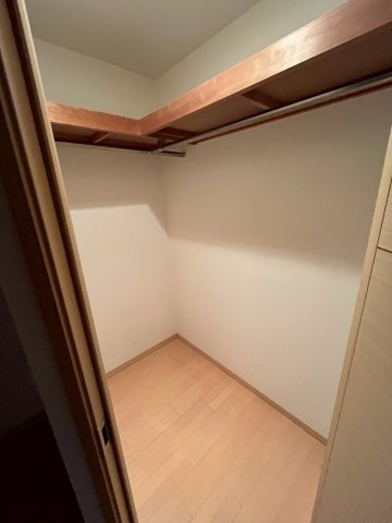 グリーンラグーナ甲子園A棟の収納