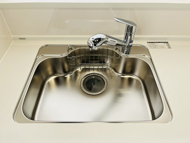 東海市富木島町伏見三丁目15番18『仲介手数料無料』新築戸建てのキッチン