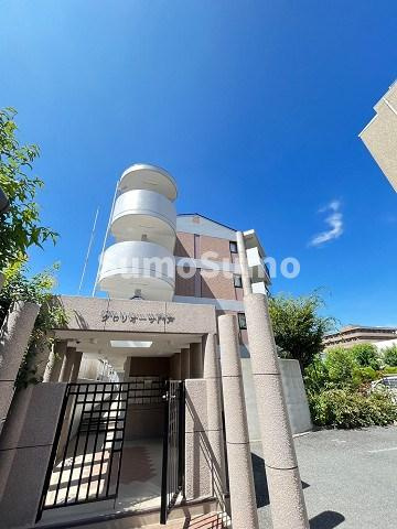 グロリオーサ門戸の外観