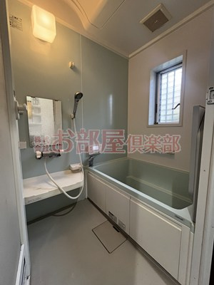 筑後市大字熊野の一戸建ての浴室