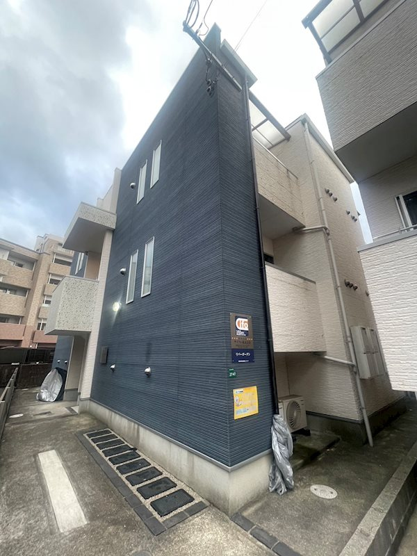 リバーガーデン