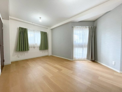 【洋室】 | 高槻ロイヤルマンション