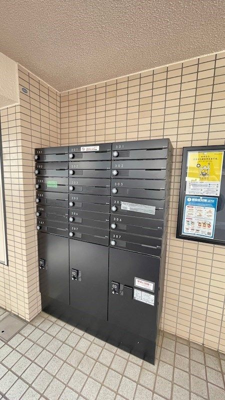 リフィオ都立大学のロビー