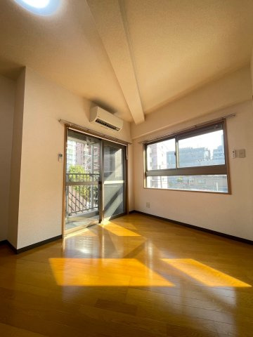 リファレンス桜坂 の洋室