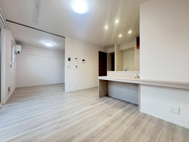 【居間・リビング】 | フォレストウッド　A