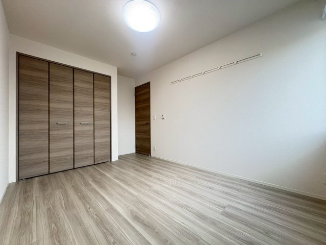 【洋室】 | フォレストウッド　A