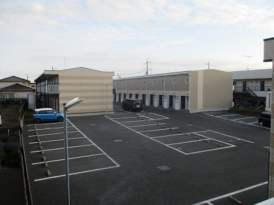 レオパレスコテナン阿見Cの駐車場|画像9