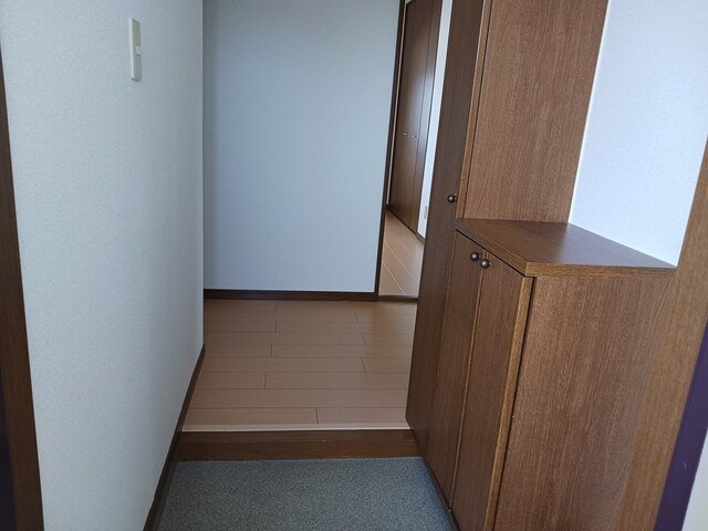 Ｔ．レックスの玄関