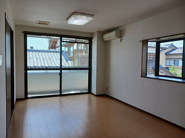 Ｔ．レックスの居間・リビング