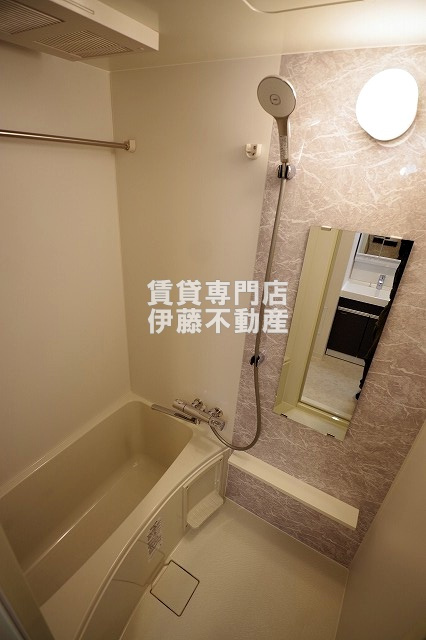 CREST TAPP黒川の浴室