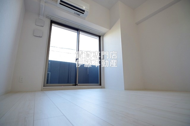 CREST TAPP黒川の洋室