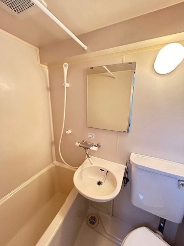 サウザンド15の洗面所