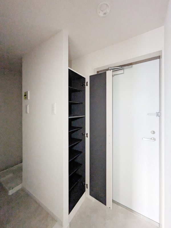 IXO上木崎の玄関