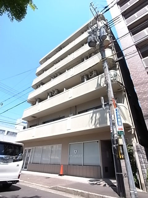 サンホームズ内山の外観