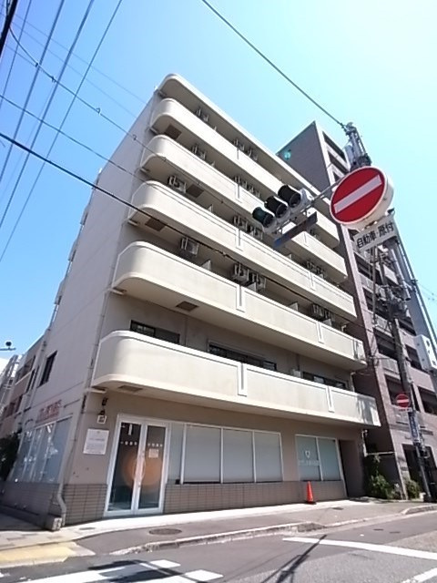 サンホームズ内山の外観