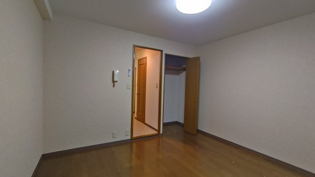 クリヨン千里北の寝室
