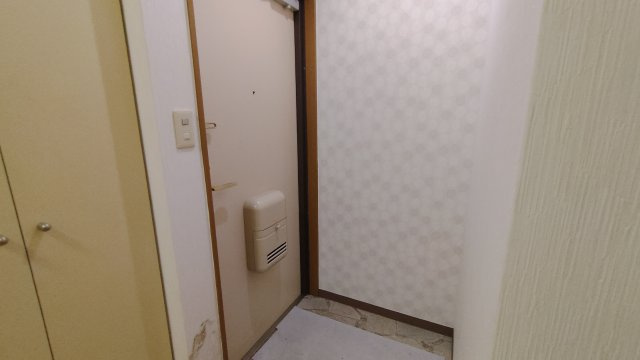 クリヨン千里北の玄関