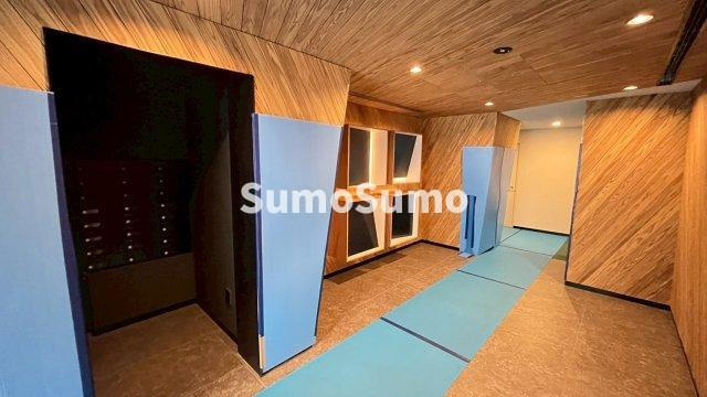 リビオメゾン大岡山のロビー|ゆとりのあるロビーです