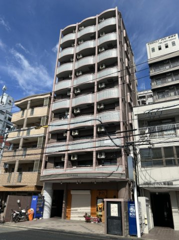 リバティ参番館の外観
