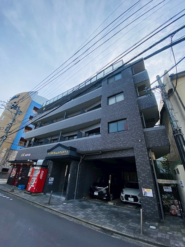 リヴァーオンステイツの外観