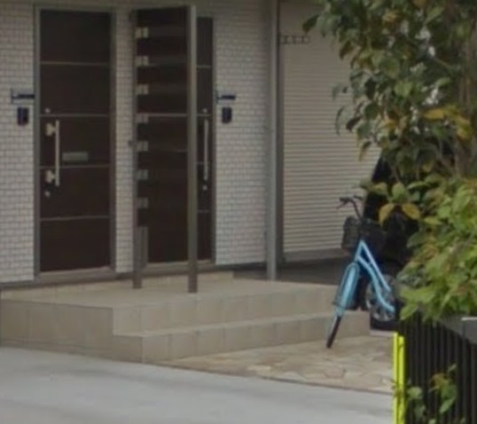 町田市三輪町のアパートの駐車場