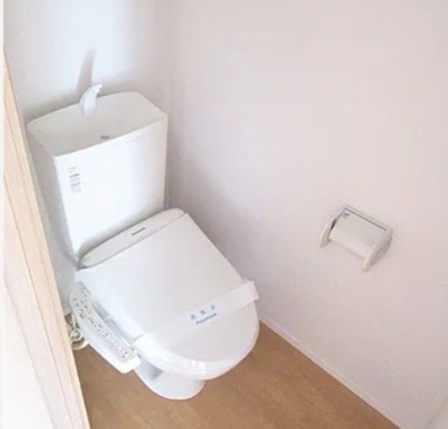 町田市三輪町のアパートのトイレ