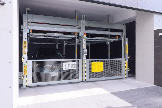 アルファシオ　ミラーニ　11階の駐車場