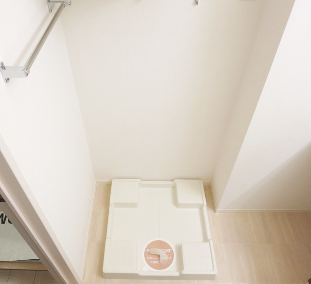 Ｅ．Ｉ．レジデンスＡの設備|洗濯機が置けます