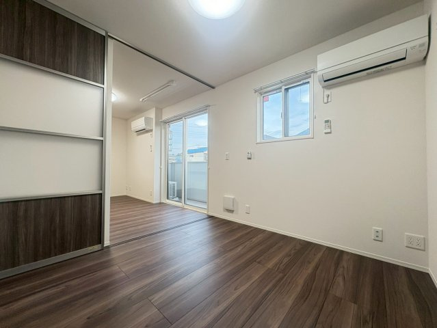 【洋室】 | フォレストウッド　A