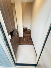 【玄関】 | フォレストウッド　A