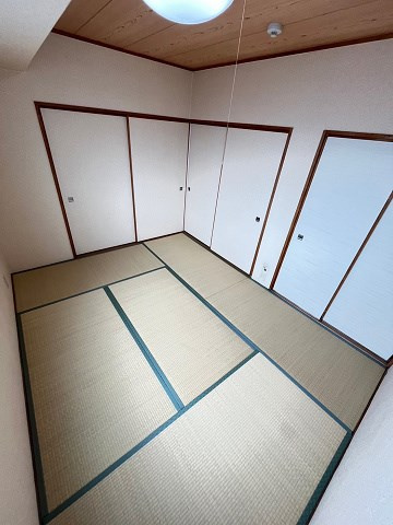 シロハイヌ門戸の和室