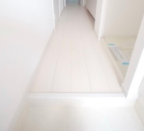 アネックス与野の玄関