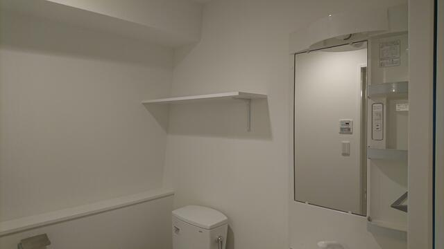 一真舎の洗面所|洗面所の棚です