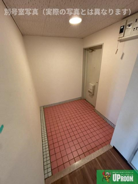 フルーヴェ1番館の玄関