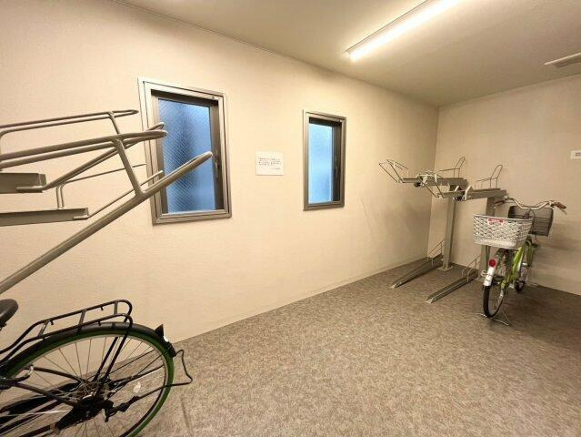レグルス西新宿のその他共用部分|駐輪スペース 