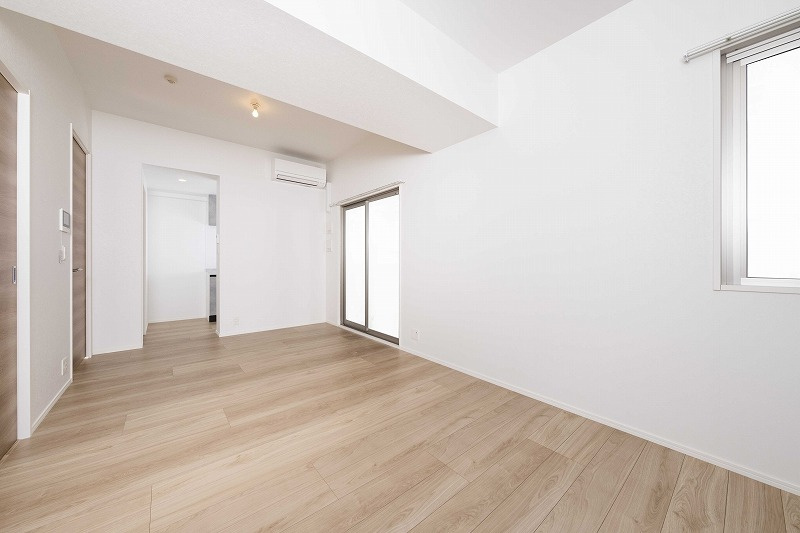 エンクレスト天神LINKの居間・リビング|使いやすい居間です