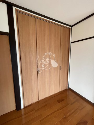 野中５丁目貸家①の収納|便利な収納スペースです