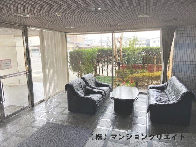 アペックス開発(投資)のエントランス