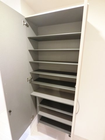 GRAND MAISON NISHICHIBAの収納