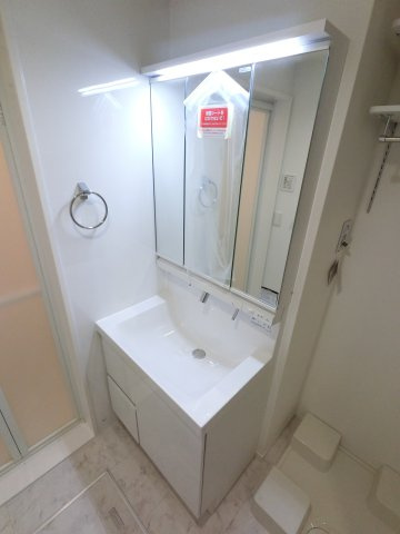 GRAND MAISON NISHICHIBAの独立洗面台