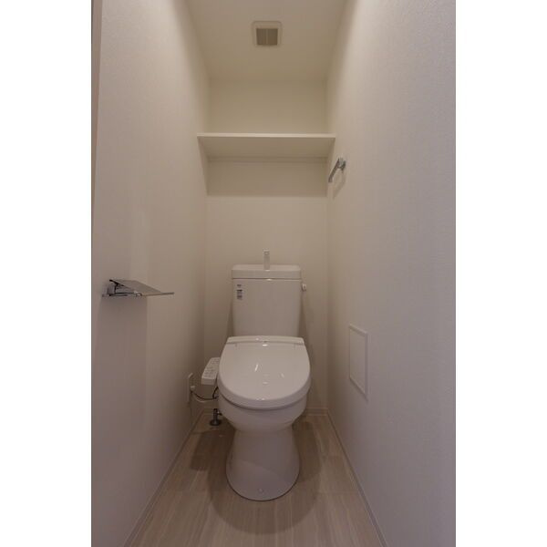 メイクスアート新栄Ⅲのトイレ|同シリーズの内装写真です