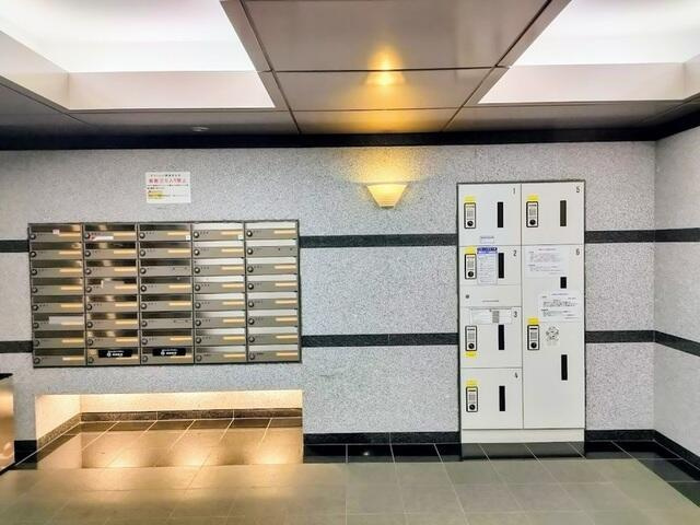 ルーブル下北沢弐番館のその他共用部分|宅配ボックス 