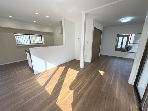 【居間・リビング】